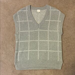 A New Day Light Gray Knit Vest